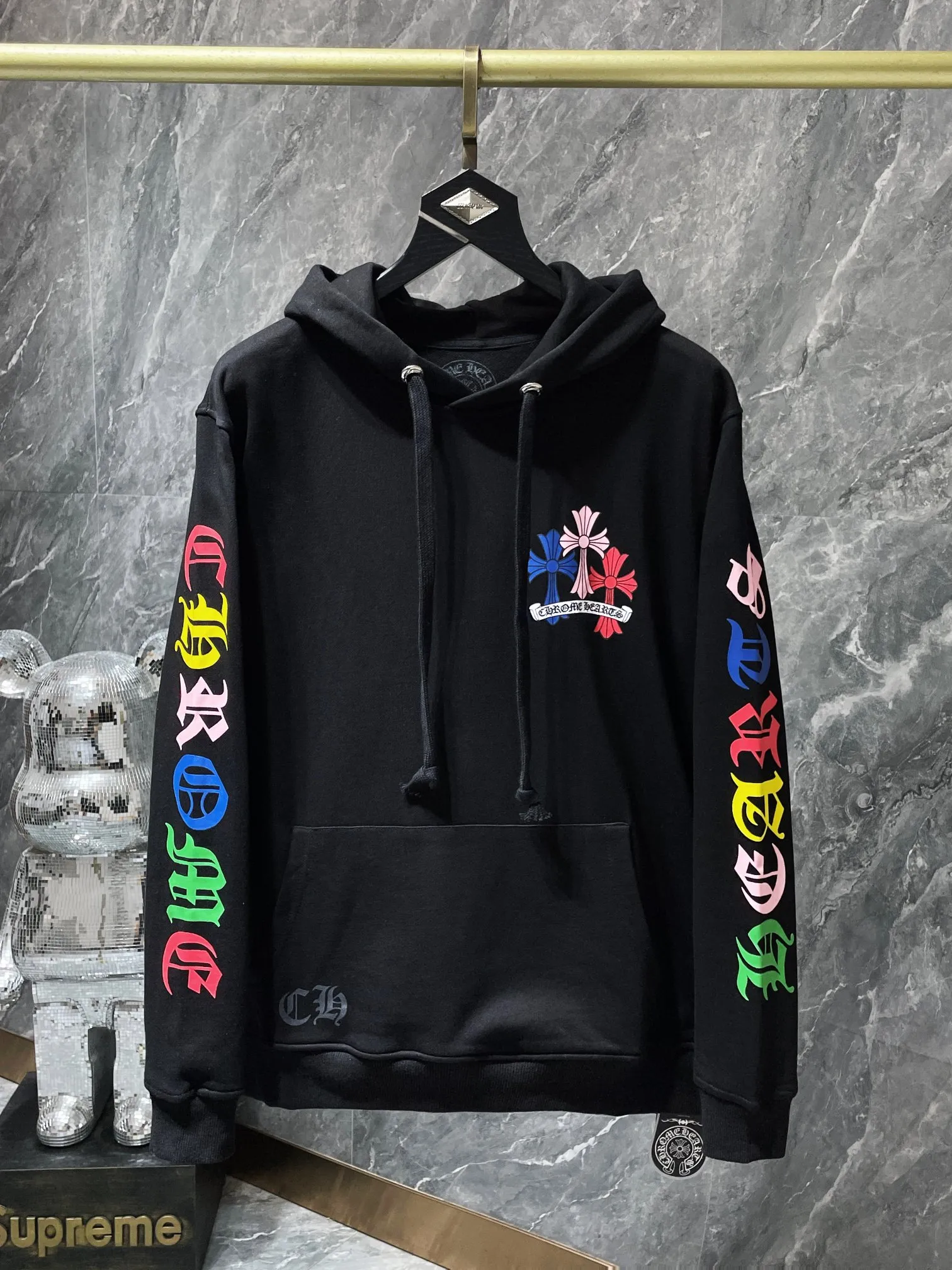 P246 Chrome Hearts Autumn and Winter 2025 simultaneous sale at counters❤️ Chrome Classic Color Phantom Cross Letter Flower Arm Hooded Sweatshirt Imported environmentally friendly glue printing and dyeing Improved customized version of 1:1 high-gram weight high-quality fabric Recommended Color: Black White Code Number: S, M, L, XL.